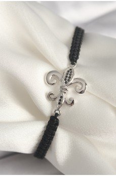 Pirinç Gümüş Renk Zirkon Taş İşlemeli Zambak Model Asansörlü Makrome Model Kadın Bileklik Pirinç Gümüş Renk Zirkon Taş İşlemeli Zambak Model Asansörlü Makrome Model Kadın Bileklik