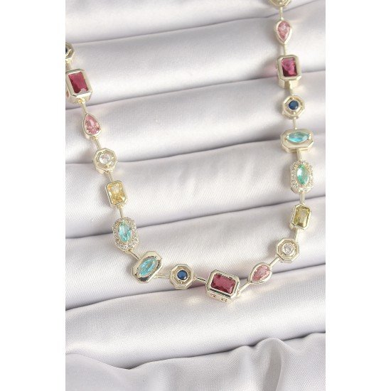 Pirinç Gold Renk Zirkon Taşlı VIP Seri Kadın Kolye Pirinç Gold Renk Zirkon Taşlı VIP Seri Kadın Kolye