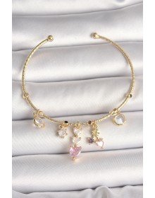 Pirinç Gold Renk Sallantı Zirkon Taşlı Kalp Figür Pembe Kalp Detay Charm Kadın Bileklik
