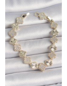 Pirinç Gold Renk Zirkon Taşlı İşlemeli Yonca Model VIP Seri Exculusive Kadın Bileklik