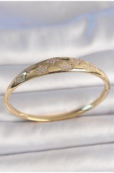 Pirinç Gold Renk Zirkon Taşlı Yıldız İşlemeli Kadın Kelepçe Pirinç Gold Renk Zirkon Taşlı Yıldız İşlemeli Kadın Kelepçe