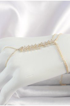 Pirinç Gold Renk Zirkon Taşlı V Model Kadın Şahmeran