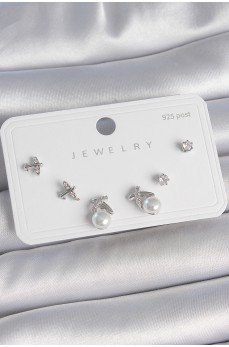 Pirinç Gümüş Renk Zirkon Taşlı Kelebek Model İnci Detay 925 Ayar Gümüş Çivi Kadın Küpe Seti Pirinç Gümüş Renk Zirkon Taşlı Kelebek Model İnci Detay 925 Ayar Gümüş Çivi Kadın Küpe Seti