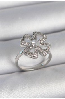 Pirinç Gümüş Renk Zirkon Taşlı Yonca Model Ayarlanabilir Kadın Yüzük