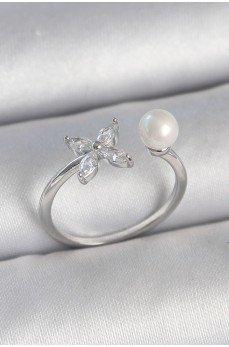 Pirinç Gümüş Renk Zirkon Taşlı Çiçek Model İnci Detay Ayarlanabilir Kadın Yüzük