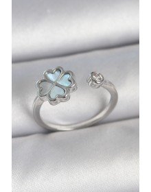 Pirinç Gümüş Renk Mavi Mineli Yonca Model Zirkon Taş Detay Ayarlanabilir Kadın Yüzük