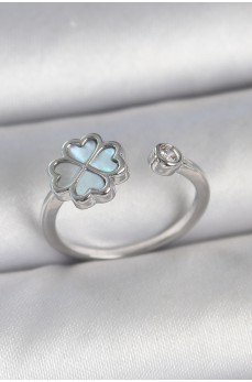 Pirinç Gümüş Renk Mavi Mineli Yonca Model Zirkon Taş Detay Ayarlanabilir Kadın Yüzük