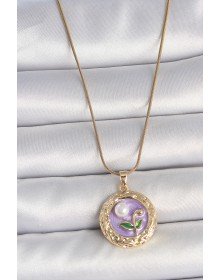 316L Çelik Gold Renk Zincir Mor Çiçek İşlemeli İnci Detay Potre Model Kadın Kolye