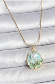 316L Çelik Gold Renk Zincir Mavi Çiçek İşlemeli İnci İşlemeli Portre Model Kadın Kolye