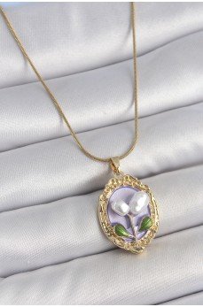 316L Çelik Gold Renk Mor İncili Çiçek İşlemeli Portre Model Kadın Kolye