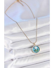 316L Çelik Gold Renk Zincir Mavi Mineli İncili Çiçek İşlemeli Portre Model Kadın Kolye