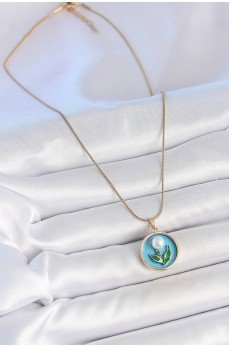 316L Çelik Gold Renk Zincir Mavi Mineli İncili Çiçek İşlemeli Portre Model Kadın Kolye