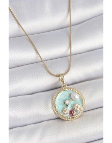 316L Çelik Gold Renk Zincir Mavi Mineli İnci Çiçek İşlemeli Zirkon Taş Detaylı Madalyon Model Kadın Kolye