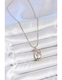 316L Çelik Gold Renk Zincir Mix Renk Mineli Çiçek İşlemeli Zirkon Taş Detaylı Portre Model Kadın Kolye