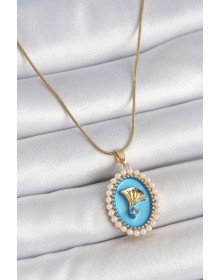 316L Çelik Gold Renk Zincir Mavi Mineli İncili Zirkon Taşlı Çiçek İşlemeli Portre Model Kadın Kolye