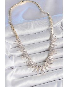 Pirinç Gold Renk Zirkon Taşlı Sivri Model VIP Seri Kadın Kolye