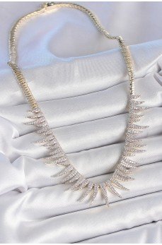 Pirinç Gold Renk Zirkon Taşlı Sivri Model VIP Seri Kadın Kolye