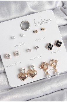 Pirinç Gold Renk Zirkon Taşlı Kalp Figür Siyah Yonca Detay 7 Çift Kadın Küpe Seti