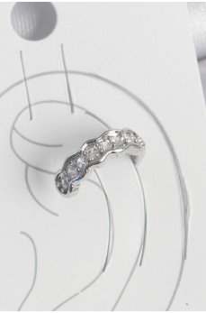 Pirinç Gümüş Renk Zirkon Taşlı Kıkırdak Model Kadın Küpe