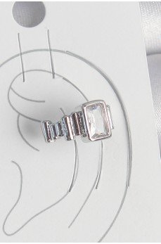 Pirinç Gümüş Renk Kare Zirkon Taşlı Kadın Kıkırdak Model Küpe