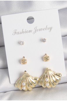 Pirinç Gold Renk Zirkon Taşlı İnci Detaylı Deniz Kabuğu Model 3 Çift Kadın Küpe Seti