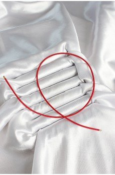 Mıknatıslı  Koyu Kırmızı Renk Sarmal Kadın Bileklik