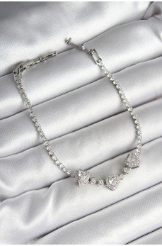 Pirinç Sıralı Kalp Figürlü Zirkon Taşlı Gümüş Renk Kadın Bileklik Pirinç Sıralı Kalp Figürlü Zirkon Taşlı Gümüş Renk Kadın Bileklik