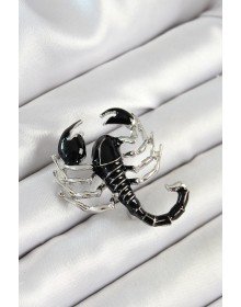3D Siyah Akrep Figürlü Gümüş Renk Kadın Broş