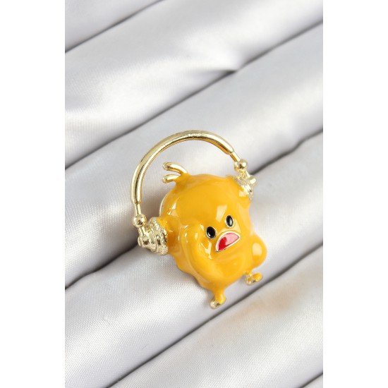 3D Kulaklıklı Sarı Civciv Figürlü Gold Renk Kadın Broş 3D Kulaklıklı Sarı Civciv Figürlü Gold Renk Kadın Broş