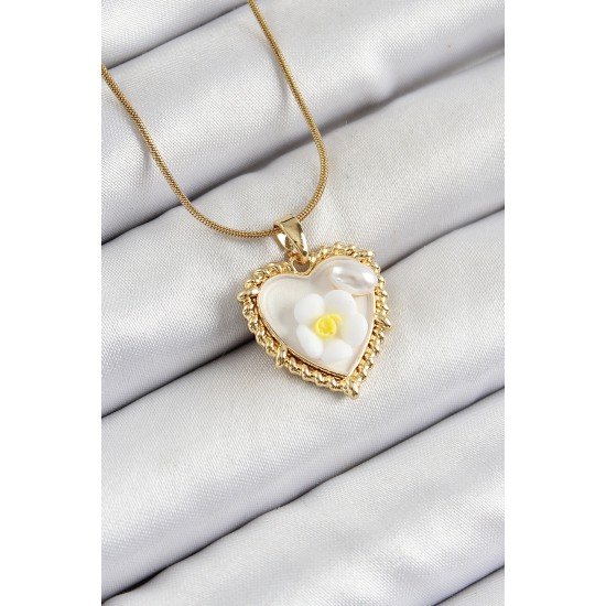 316L Çelik Zincir Beyaz Sanatsal Portre İnci Detaylı Papatya Figürlü Kalp Model Gold Renk Kadın Kolye 316L Çelik Zincir Beyaz Sanatsal Portre İnci Detaylı Papatya Figürlü Kalp Model Gold Renk Kadın Kolye