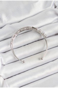 Pirinç Gümüş Renk Arpa Zirkon Taşlı Kadın Bileklik Pirinç Gümüş Renk Arpa Zirkon Taşlı Kadın Bileklik