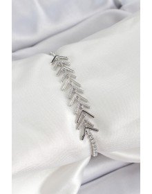 Pirinç Gümüş Renk Zirkon Taşlı Balık Sırtı Kadın Bileklik