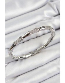Pirinç Zirkon Taşlı Kemik Model Gümüş Renk Vip Kadın Bileklik