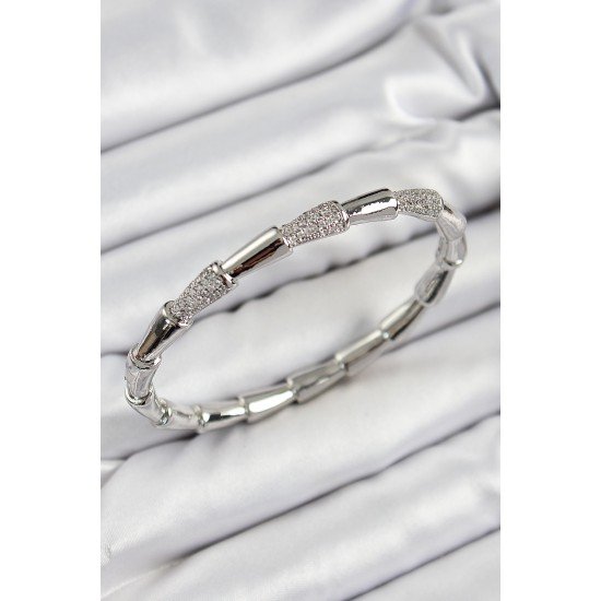 Pirinç Zirkon Taşlı Kemik Model Gümüş Renk Vip Kadın Bileklik