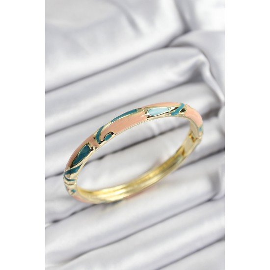 Mineli Pirinç Krem Ve Yeşil Mermer Motifli Gold Renk Kadın Kelepçe Mineli Pirinç Krem Ve Yeşil Mermer Motifli Gold Renk Kadın Kelepçe