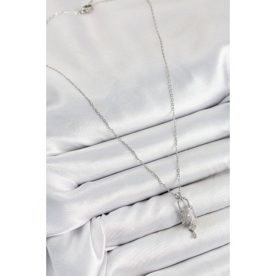 316L Çelik Zirkon Taşlı Kilit Ve Sallantılı Anahtar Model Gümüş Renk Kadın Kolye