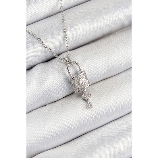 316L Çelik Zirkon Taşlı Kilit Ve Sallantılı Anahtar Model Gümüş Renk Kadın Kolye
