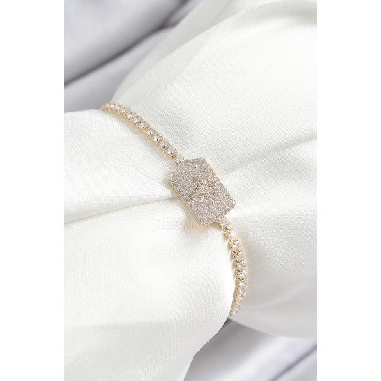 5 Adet Vizon Premium Akrilik El Örgü İpi Yünü Renk No:208 Beyaz 5 Adet Vizon Premium Akrilik El Örgü İpi Yünü Renk No:208 Beyaz