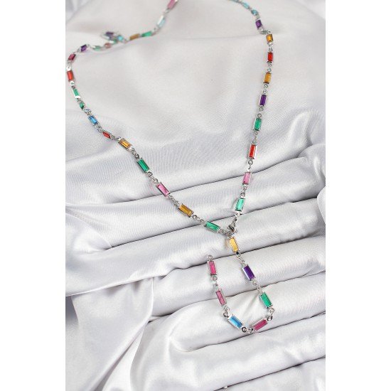 Pirinç Renkli Zirkon Taşlı Dikdörtgen Model Gümüş Renk Kadın Y Kolye