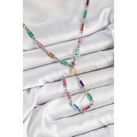 Pirinç Renkli Zirkon Taşlı Dikdörtgen Model Gümüş Renk Kadın Y Kolye