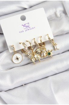 Pirinç Zİrkon Taşlı Kelebek ve Yıldız Model Gold Renk 3'lü Çift Kadın Küpe Pirinç Zİrkon Taşlı Kelebek ve Yıldız Model Gold Renk 3'lü Çift Kadın Küpe
