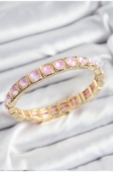 Pirinç Pembe Zirkon Taşlı Kare Model Gold Renk Lastikli Kadın Bileklik Pirinç Pembe Zirkon Taşlı Kare Model Gold Renk Lastikli Kadın Bileklik