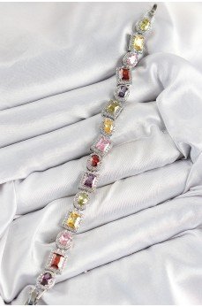 Pirinç Karışık Zirkon Taşlı Baget Model Gümüş Renk VIP Seri Kadın Bileklik Pirinç Karışık Zirkon Taşlı Baget Model Gümüş Renk VIP Seri Kadın Bileklik