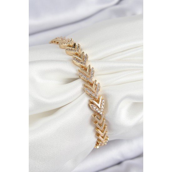 Pirinç Zirkon Taşlı Sıralı Ok Model Gold Renk Kadın Bileklik Pirinç Zirkon Taşlı Sıralı Ok Model Gold Renk Kadın Bileklik