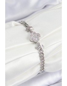Pirinç Zirkon Taşlı Yonca Model Gümüş Renk Kadın Bileklik