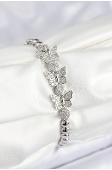 Pirinç Zirkon Taşlı Kelebek Model Gümüş Renk Kadın Bileklik
