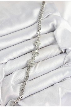 Pirinç Zirkon Taşlı Yonca Model Gümüş Renk Kadın Bileklik