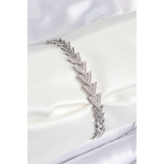 Pirinç Zirkon Taşlı Sıralı Ok Model Gümüş Renk Kadın Bileklik