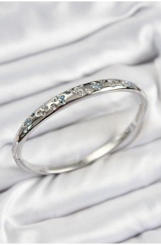 Pirinç Zirkon Taşlı Kelebek Model Gümüş Renk Kadın Kelepçe Pirinç Zirkon Taşlı Kelebek Model Gümüş Renk Kadın Kelepçe