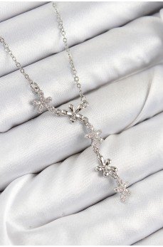 316L Çelik Zirkon Taşlı Çiçek Model Gümüş Renk Kadın Kolye